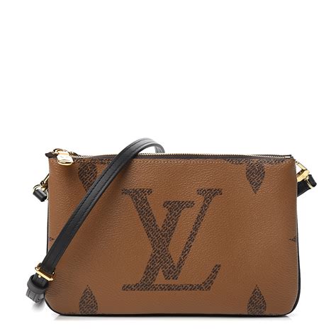 double zip pochette.